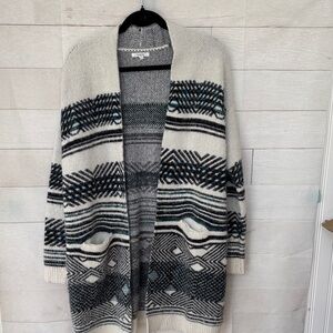 Maurices Mid-weight Patterned Cardigan. Beige, black, green, blue. NWOT Size L